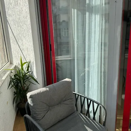 Artist's Place Apartment *